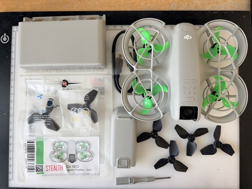 Dji neo drone with extra - with,